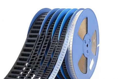 無托盤IC器件SMT生產線抓取技術解析