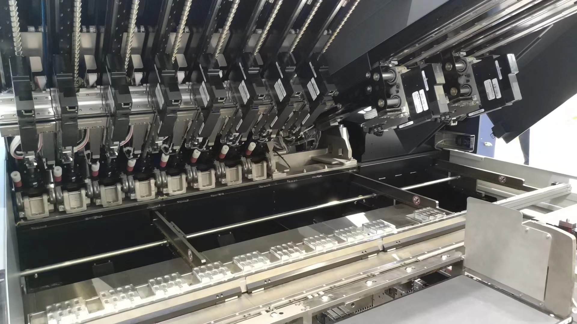 飛利浦午夜在线小视频